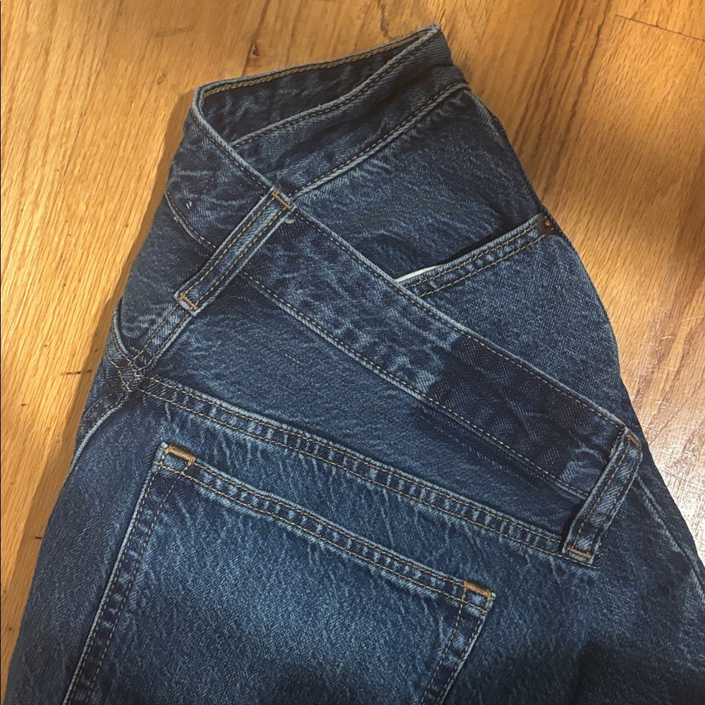 Curve Love High Rise Loose Jean - Picture 8 of 9